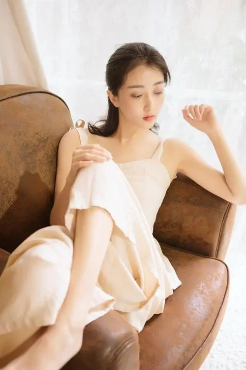 同桌上课玩我胸和下面,国语,高清在线免费观看,网络汉化中文